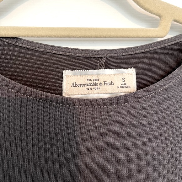 Abercrombie & Fitch long sleeve tshirt dress - Picture 3 of 3